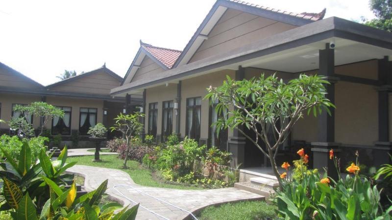 Doubleyou Homestay Pemuteran Экстерьер фото
