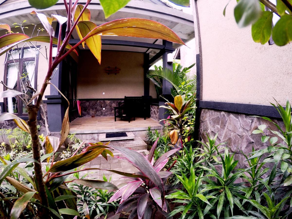Doubleyou Homestay Pemuteran Экстерьер фото